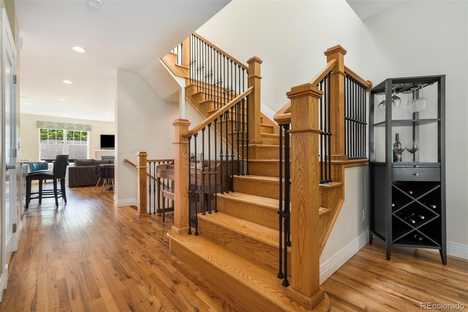 MLS Image #10 for 1551 s grant street,denver, Colorado
