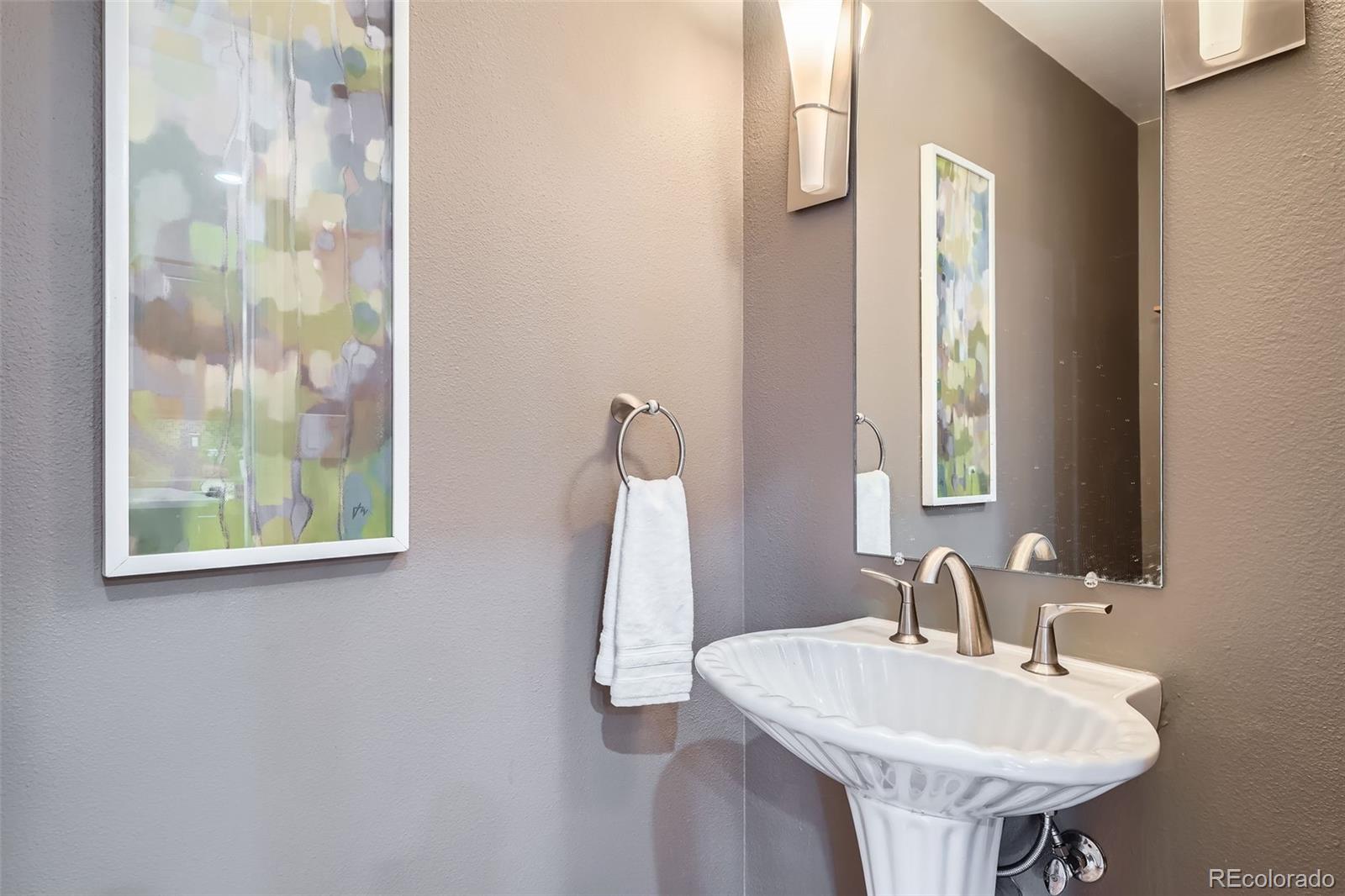 MLS Image #11 for 222 s monroe street,denver, Colorado