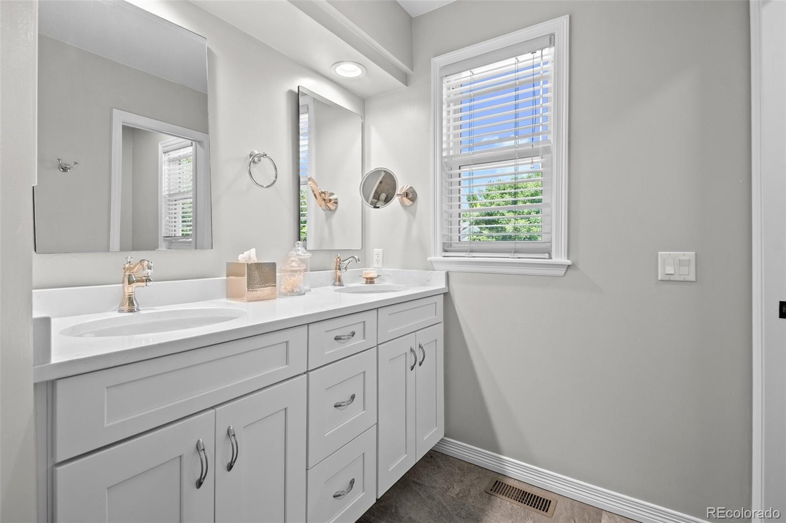 MLS Image #26 for 5272 w capri place,littleton, Colorado