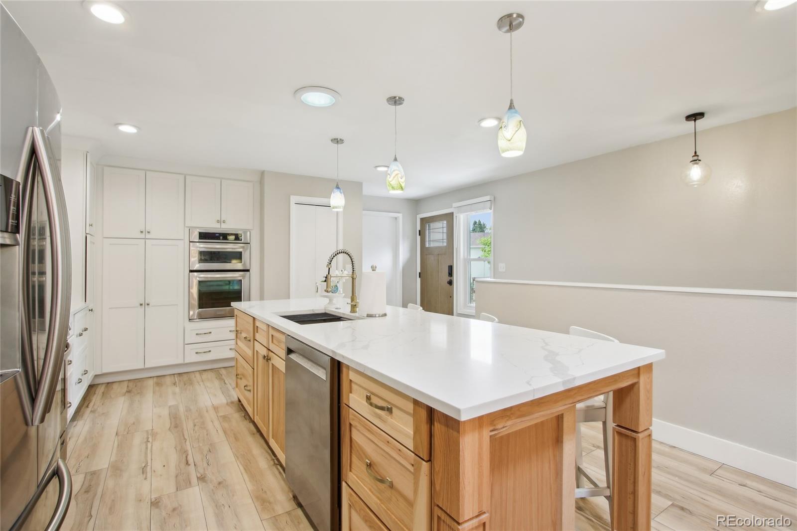 MLS Image #4 for 912  oakwood drive,castle rock, Colorado
