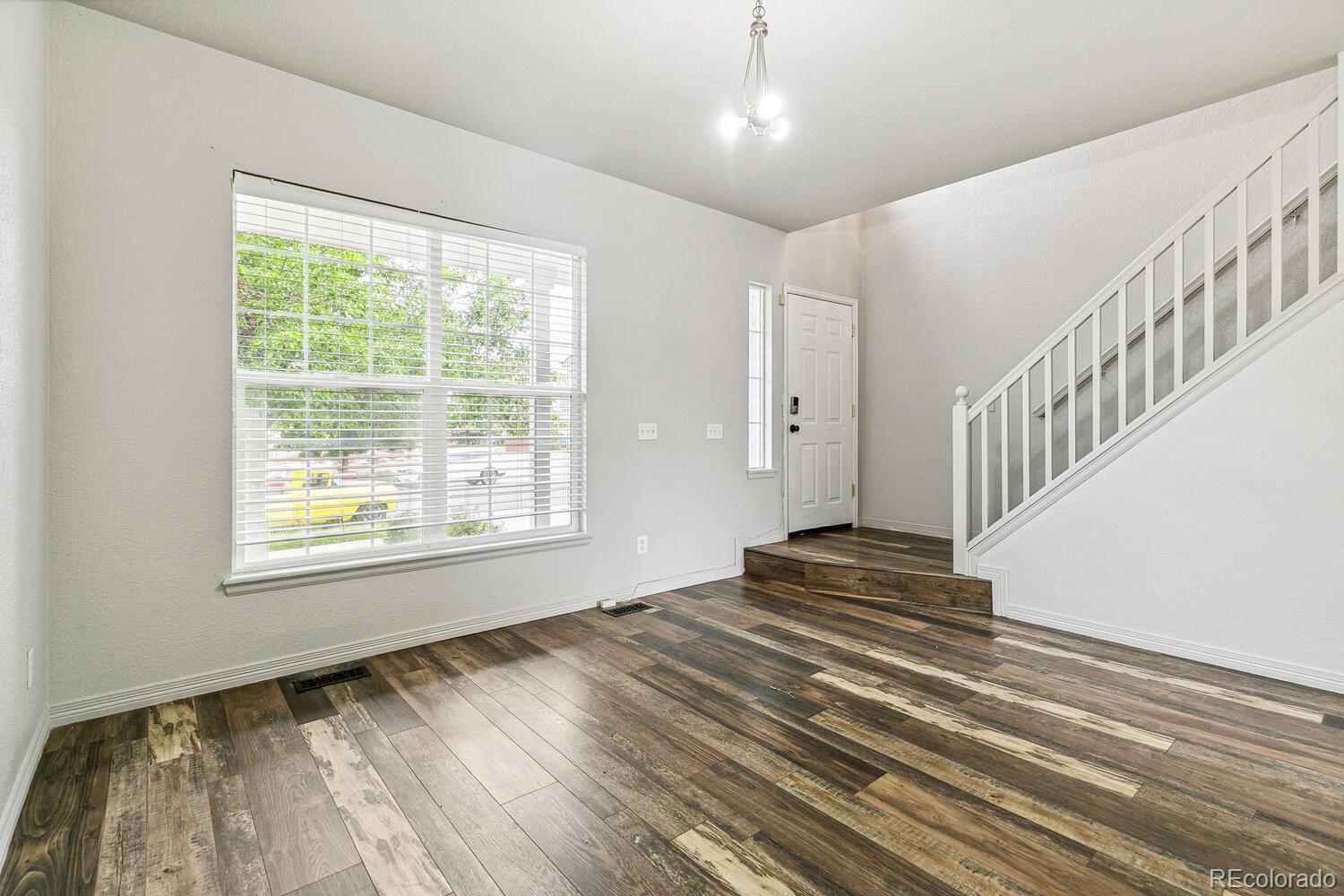 MLS Image #4 for 15762  olmsted place,denver, Colorado
