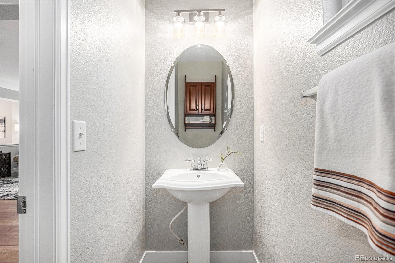 MLS Image #11 for 2908 n florence street,denver, Colorado