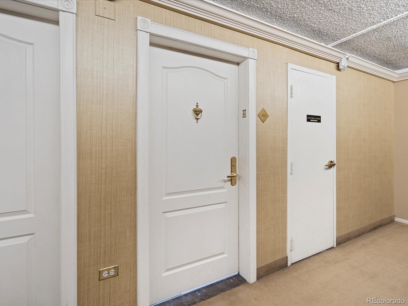 MLS Image #23 for 1020  15th street 24h,denver, Colorado