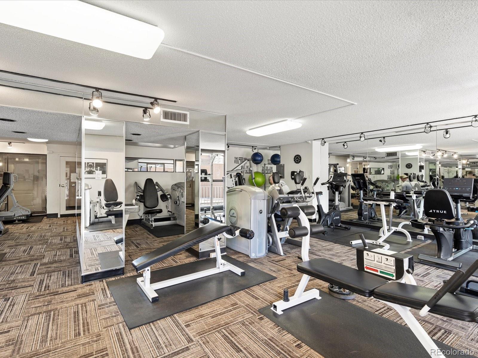 MLS Image #27 for 1020  15th street 24h,denver, Colorado
