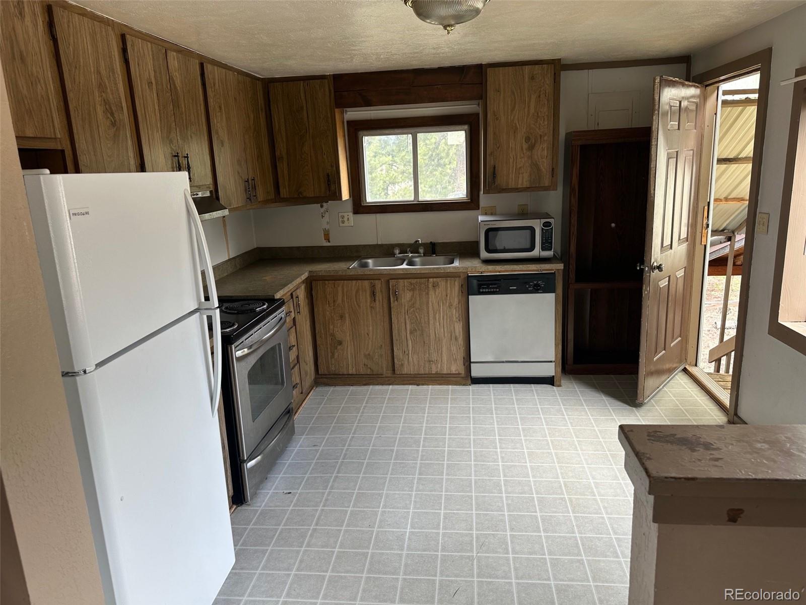 MLS Image #5 for 408  2nd avenue,frisco, Colorado