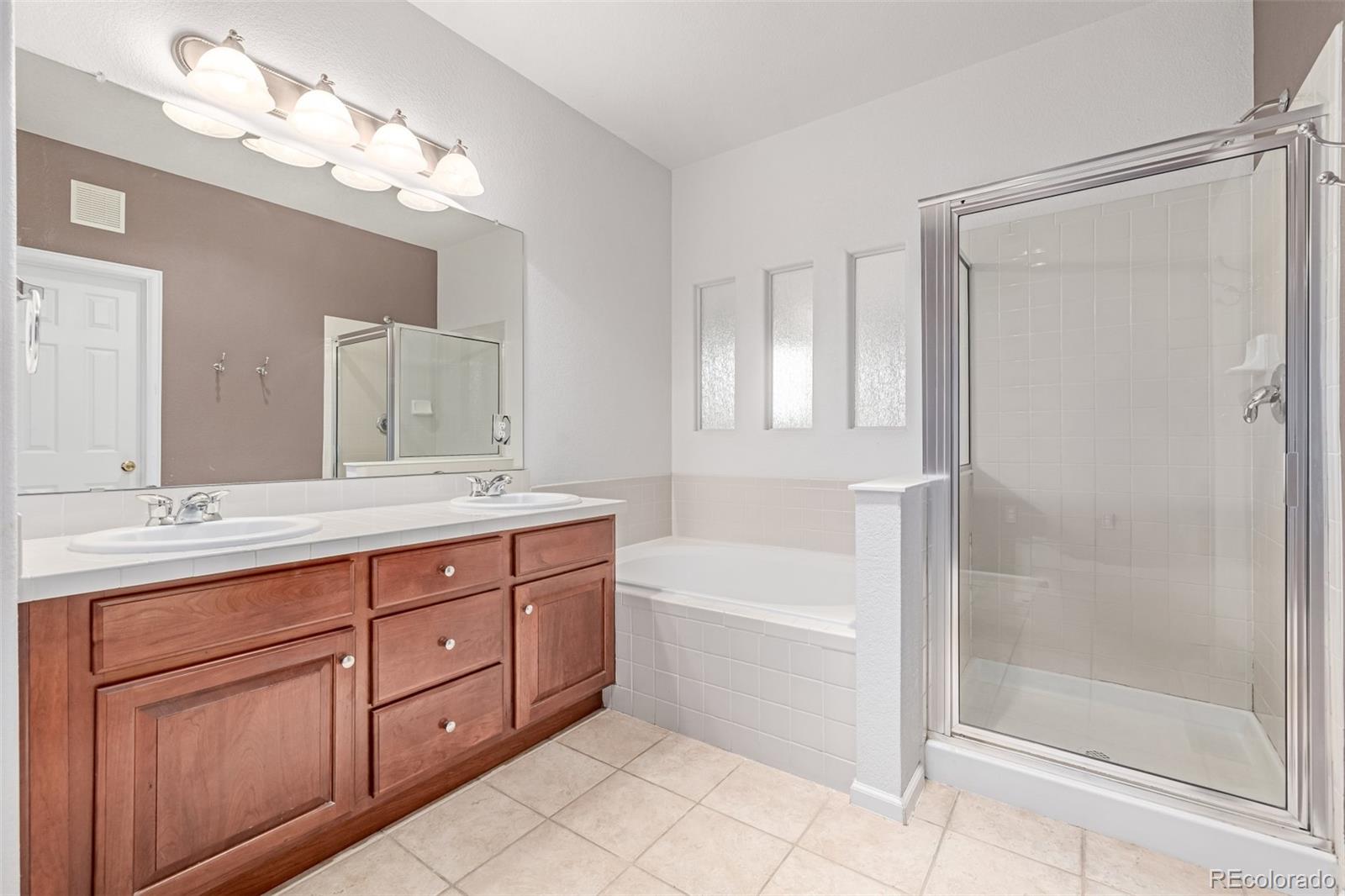 MLS Image #18 for 7777 e 23rd avenue,denver, Colorado