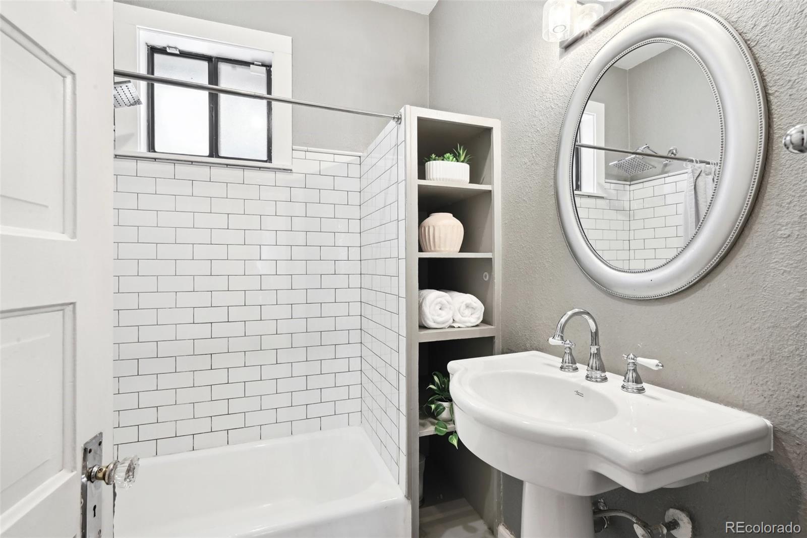 MLS Image #13 for 3316 n columbine street,denver, Colorado