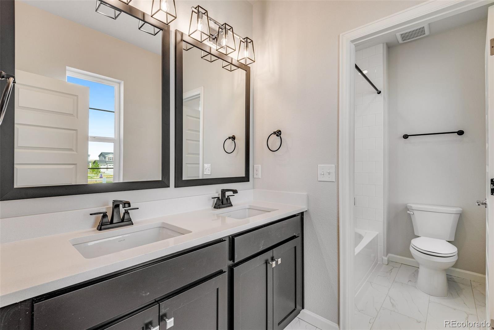 MLS Image #33 for 3314 n haleyville court,aurora, Colorado