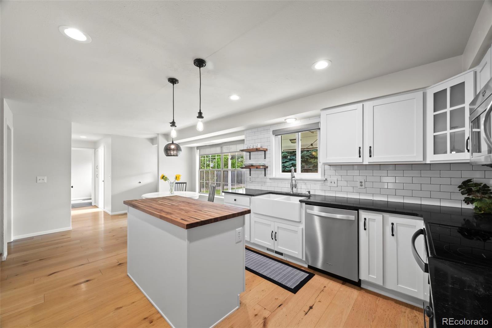 MLS Image #14 for 8035 s garfield way,centennial, Colorado