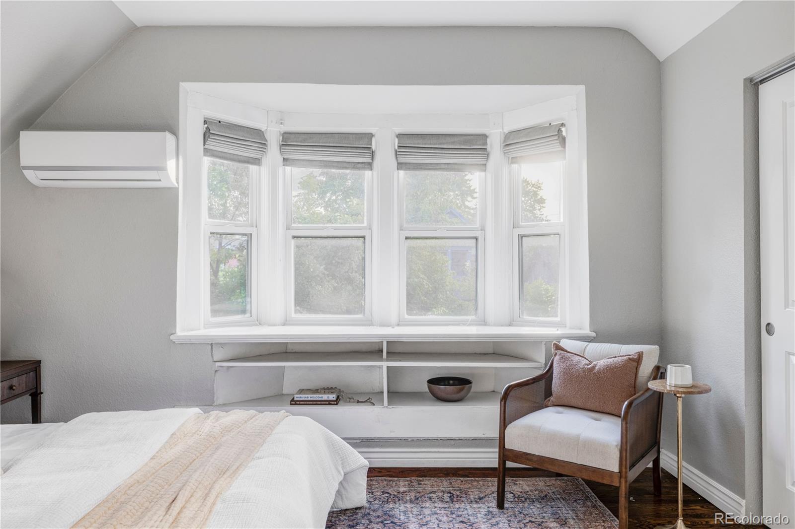 MLS Image #12 for 424 n clarkson street,denver, Colorado