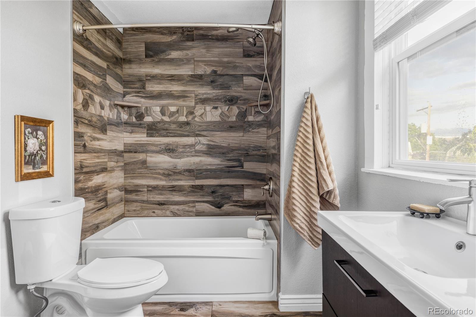 MLS Image #14 for 424 n clarkson street,denver, Colorado