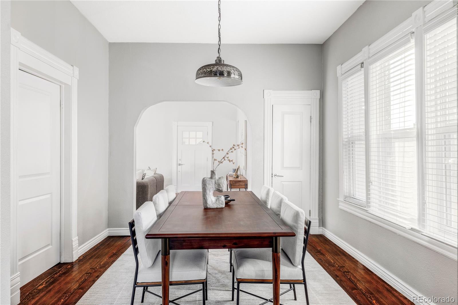 MLS Image #3 for 424 n clarkson street,denver, Colorado