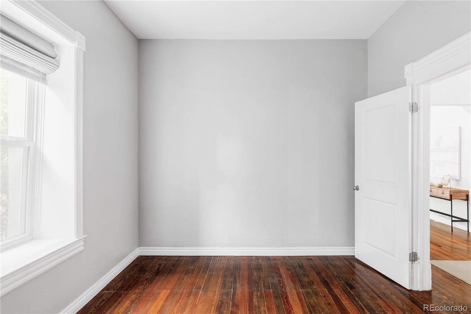 MLS Image #7 for 424 n clarkson street,denver, Colorado