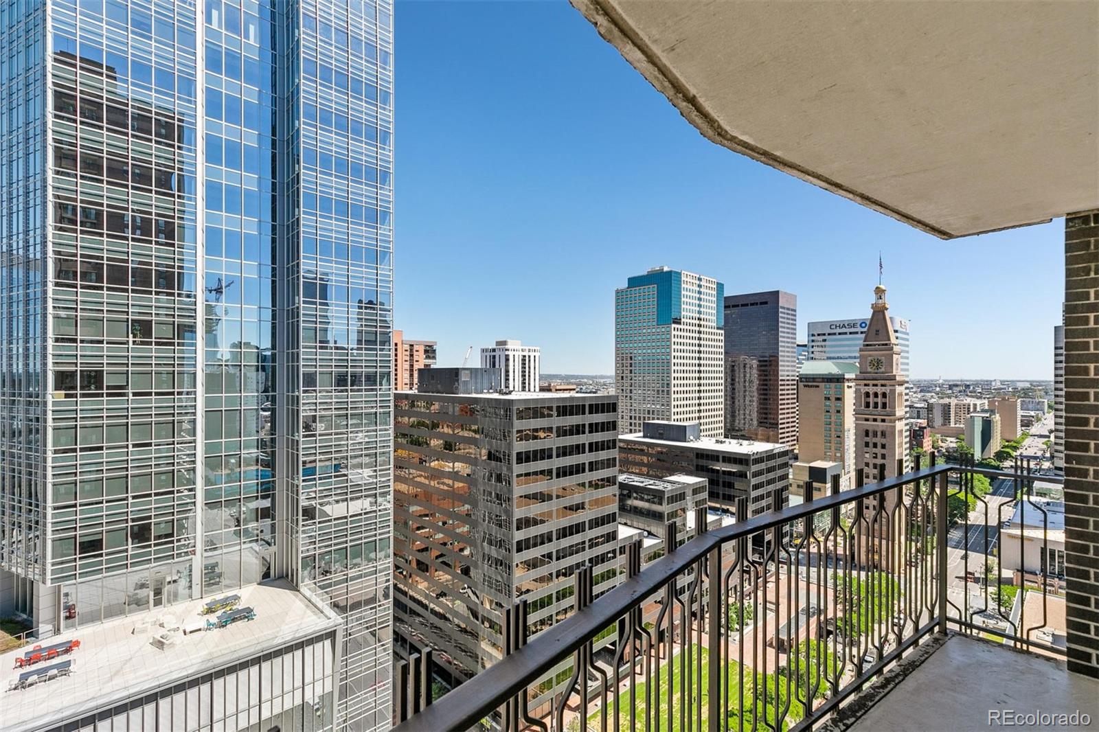 MLS Image #6 for 1020  15th street 25d,denver, Colorado