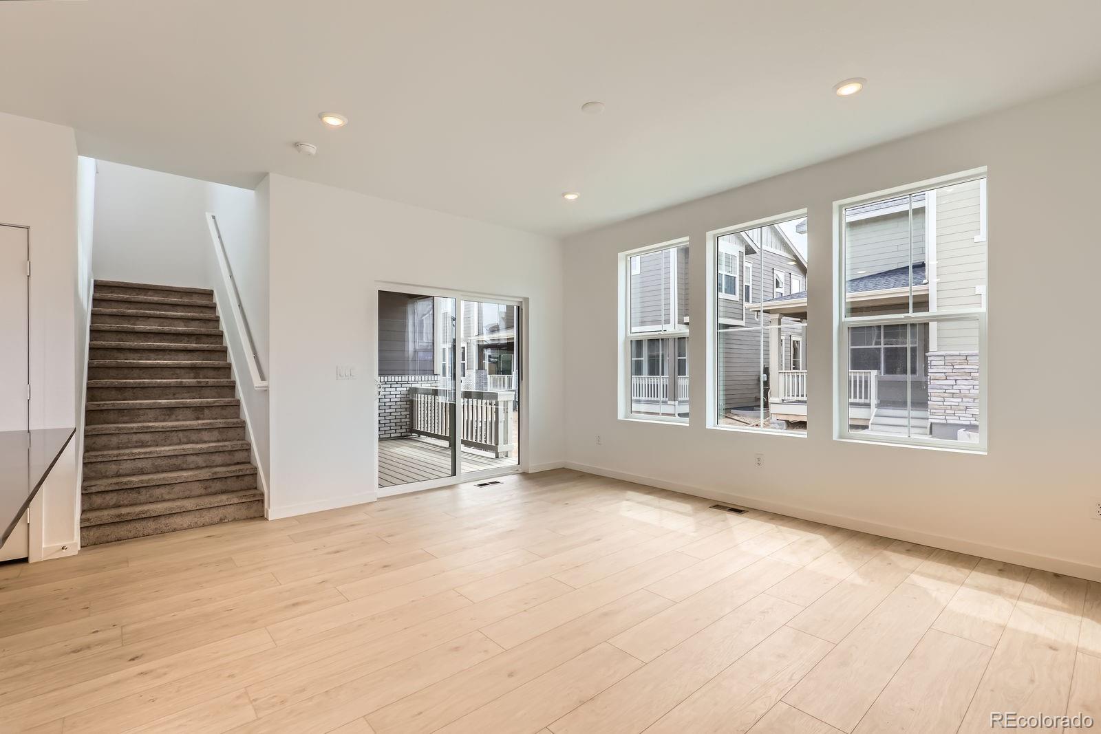 MLS Image #4 for 6740  juniper drive,thornton, Colorado