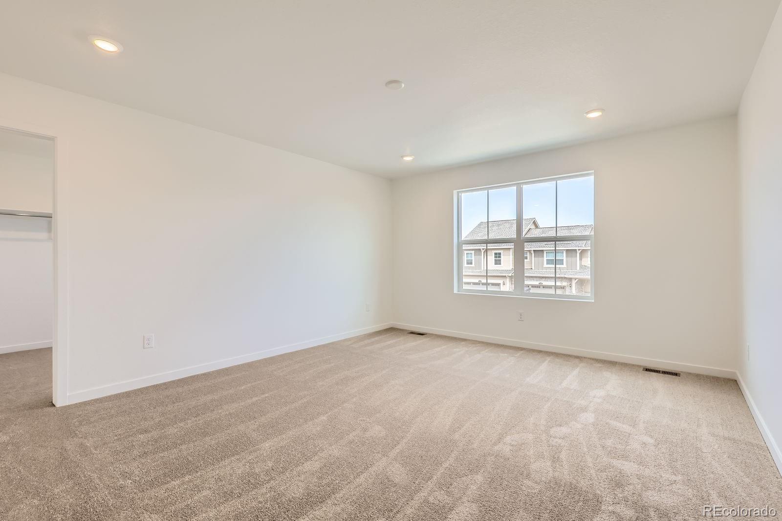 MLS Image #6 for 6740  juniper drive,thornton, Colorado