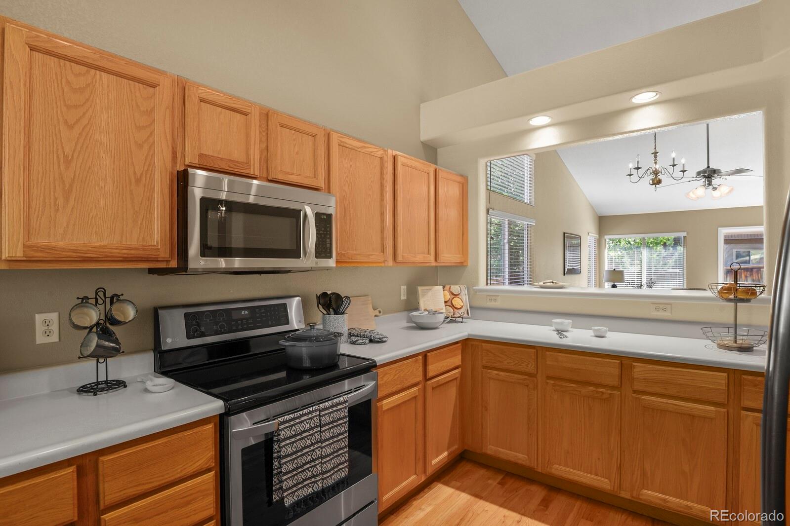MLS Image #11 for 9860  burberry way,highlands ranch, Colorado