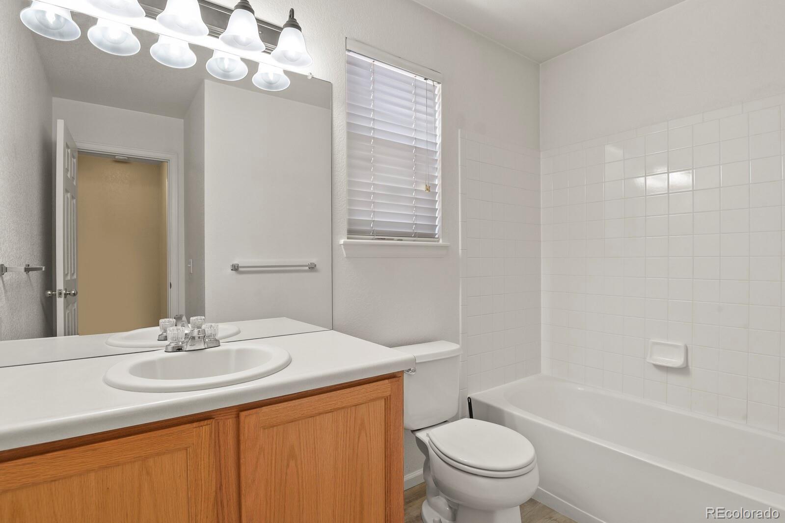 MLS Image #18 for 9860  burberry way,highlands ranch, Colorado