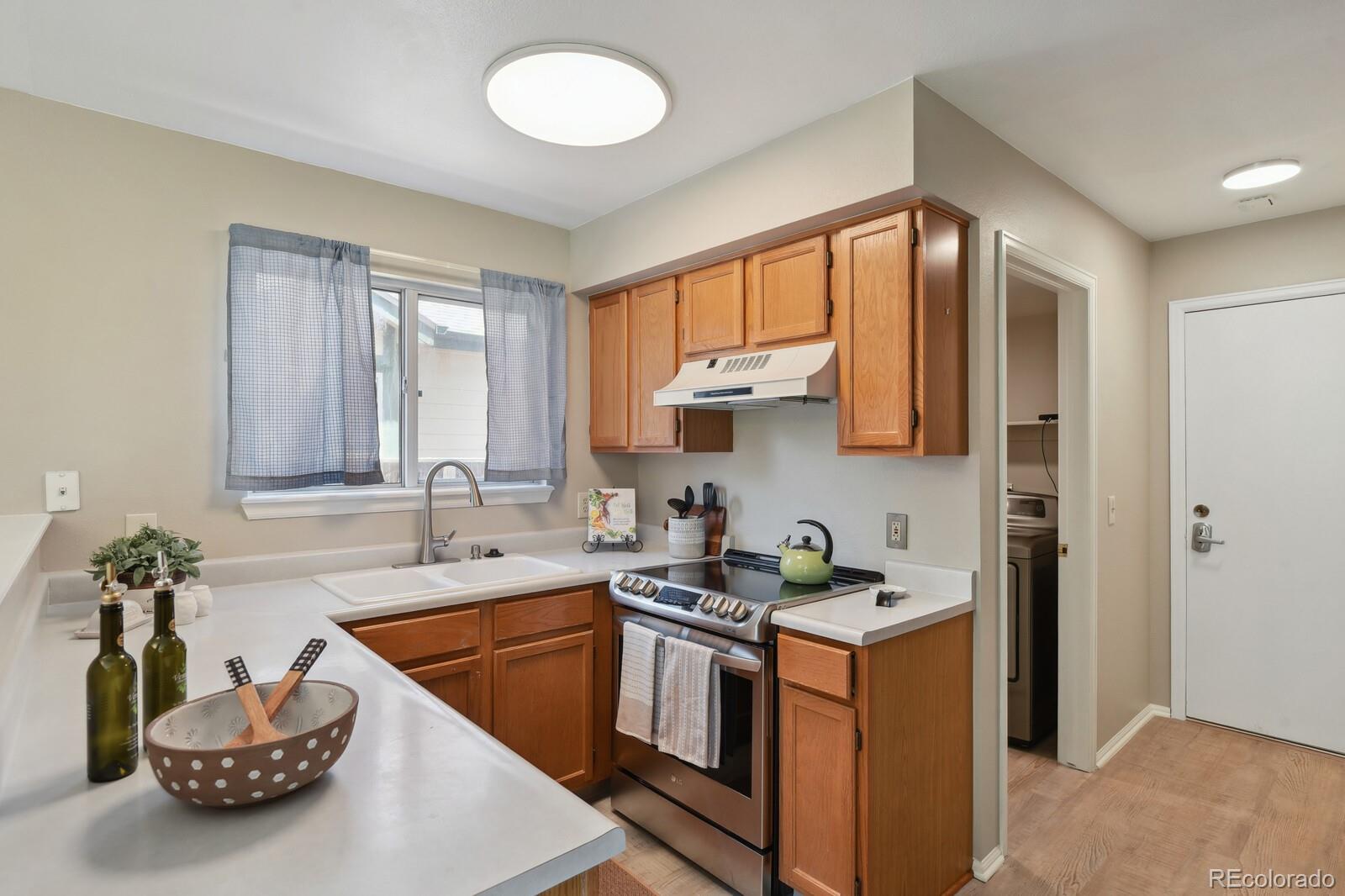 MLS Image #8 for 9564  cordova drive,highlands ranch, Colorado