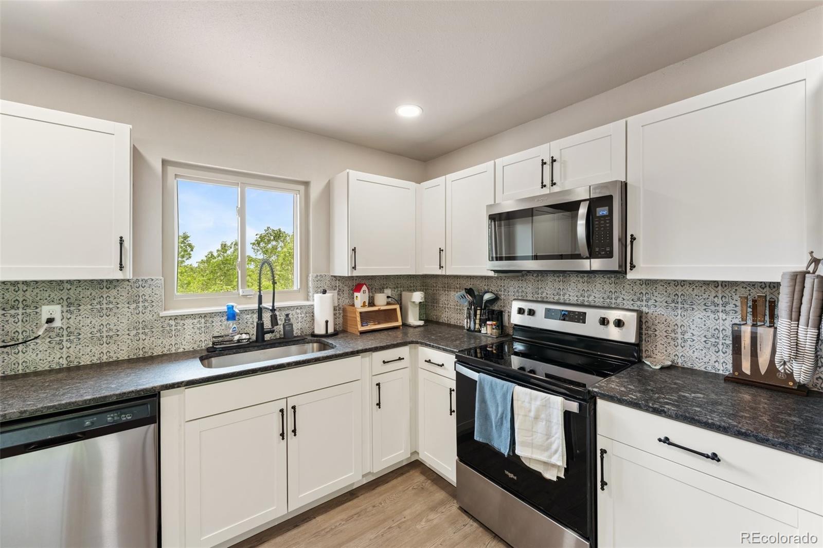 MLS Image #16 for 4603 n sleepy hollow circle,colorado springs, Colorado