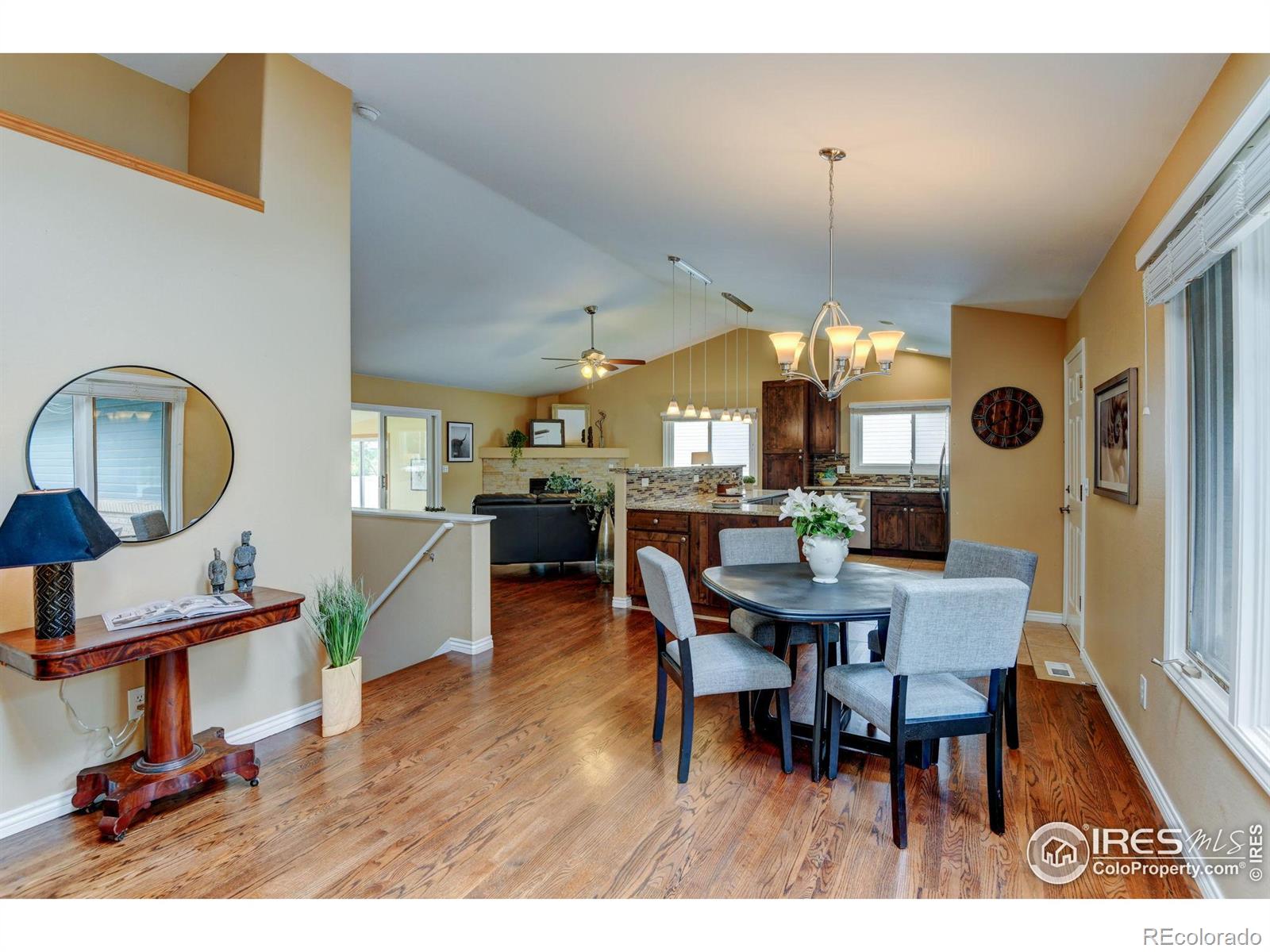 MLS Image #4 for 901  welch avenue,berthoud, Colorado