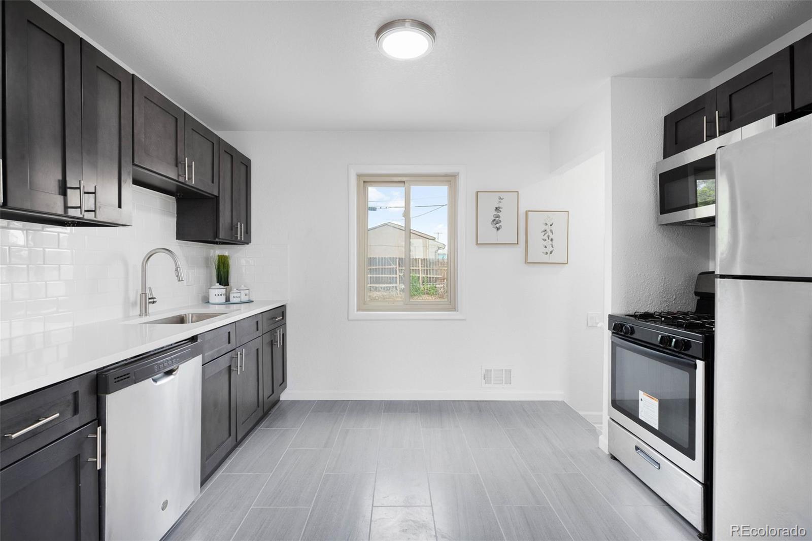 MLS Image #3 for 7600  kearney drive,commerce city, Colorado