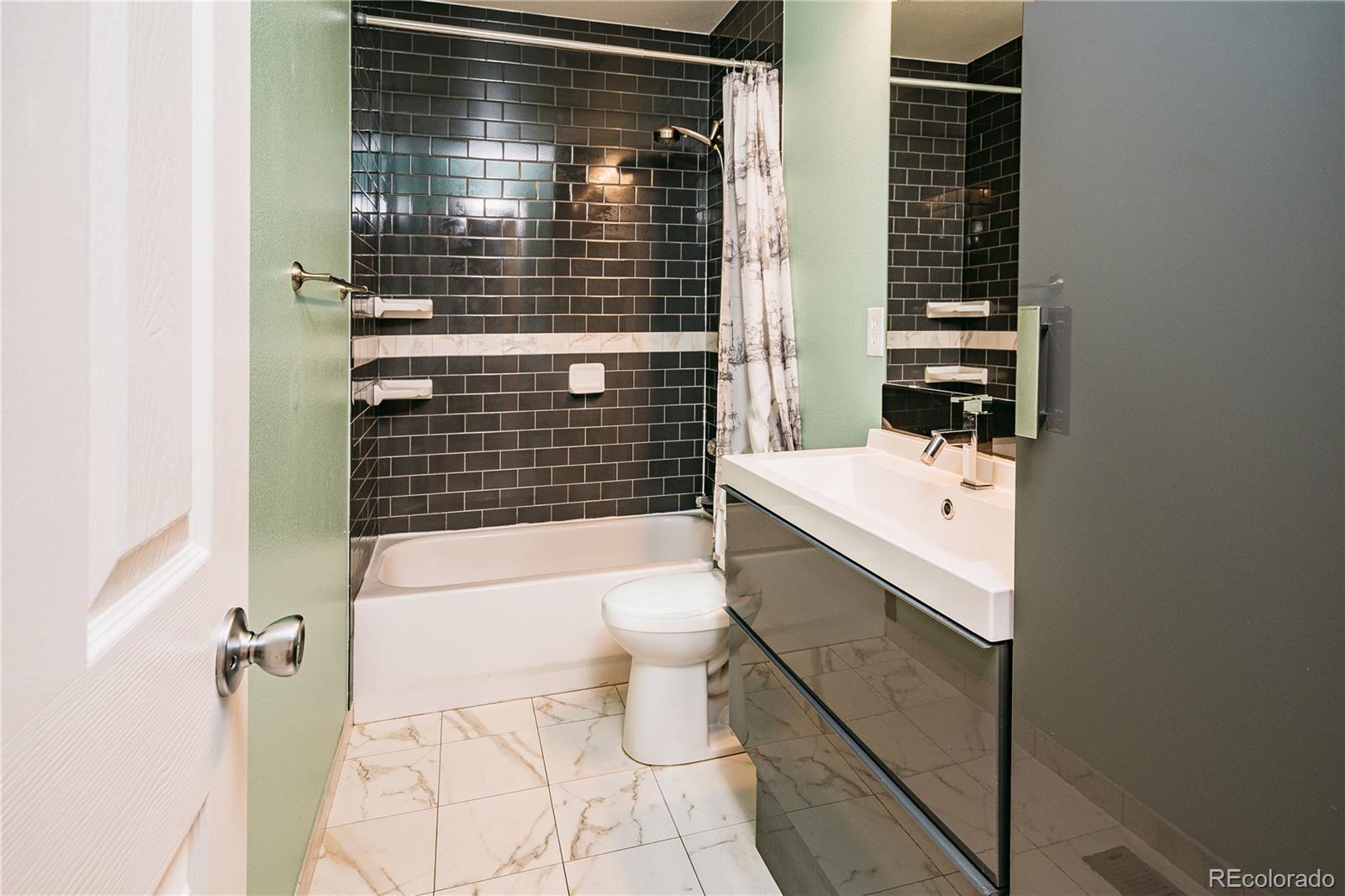 MLS Image #18 for 10154  fairgate way,highlands ranch, Colorado