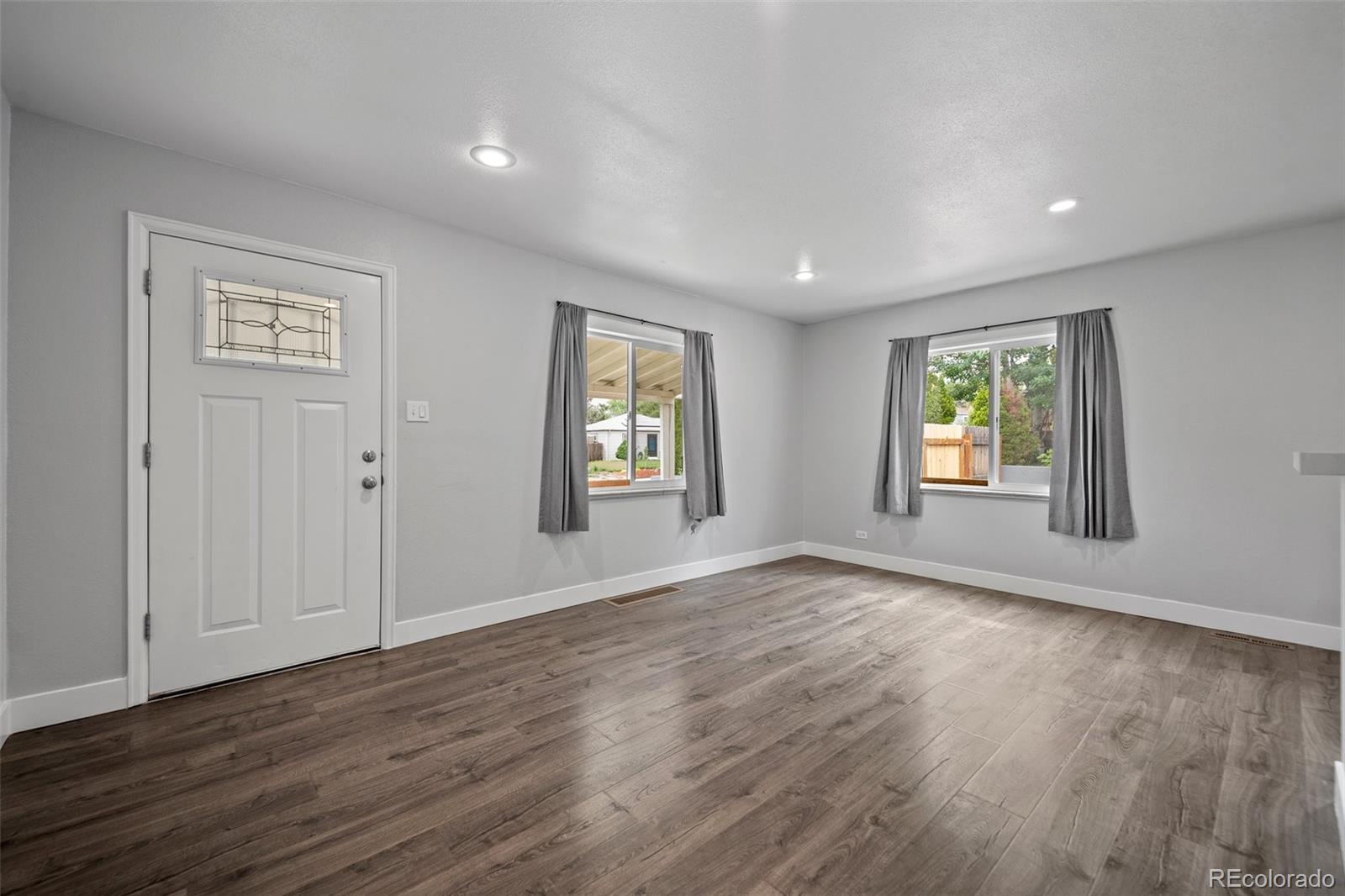 MLS Image #6 for 1865 s knox court,denver, Colorado