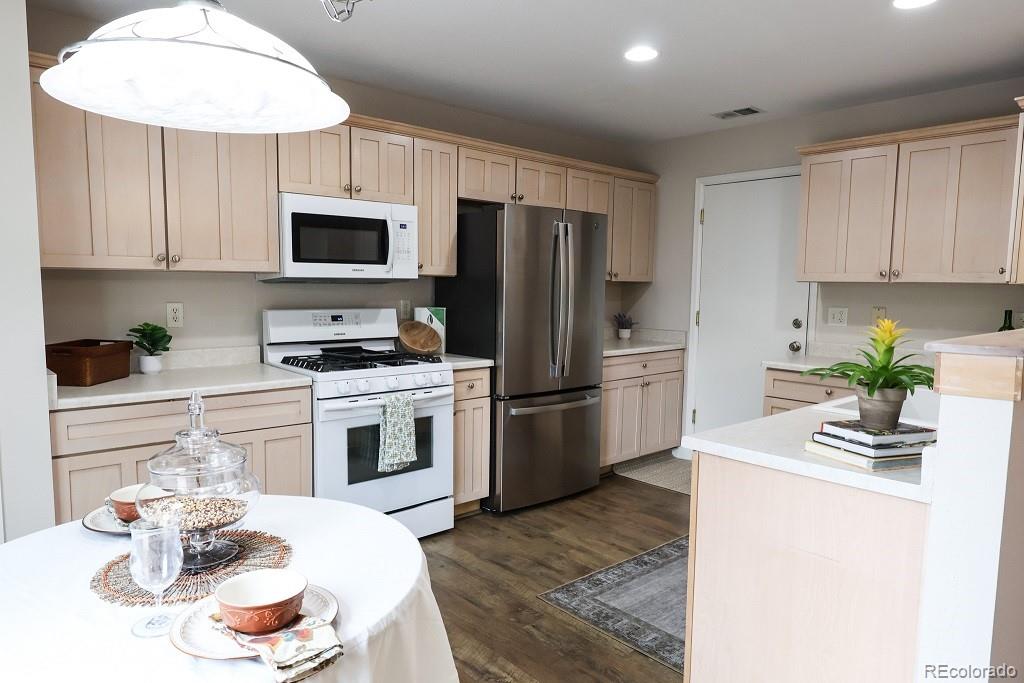 MLS Image #10 for 849  canary lane,brighton, Colorado