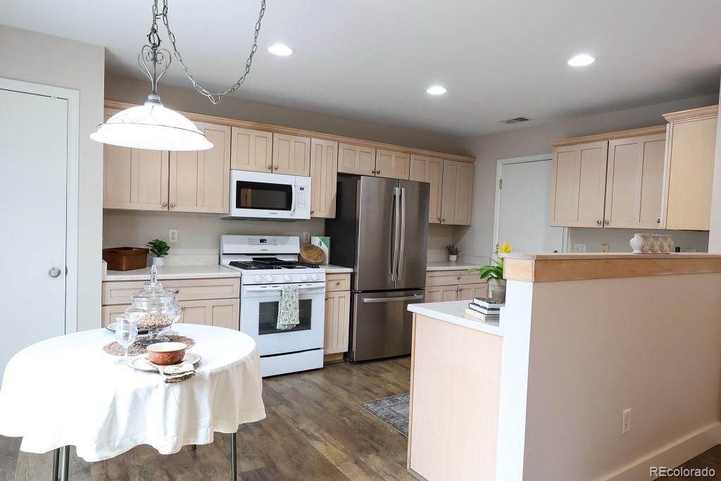 MLS Image #9 for 849  canary lane,brighton, Colorado