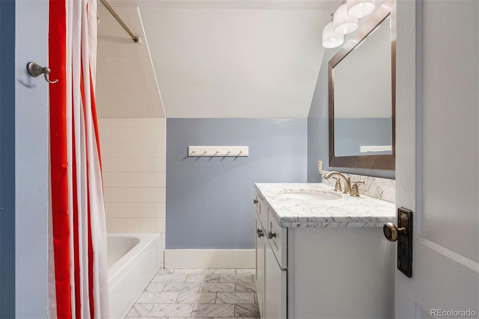 MLS Image #21 for 4535 e montview boulevard,denver, Colorado