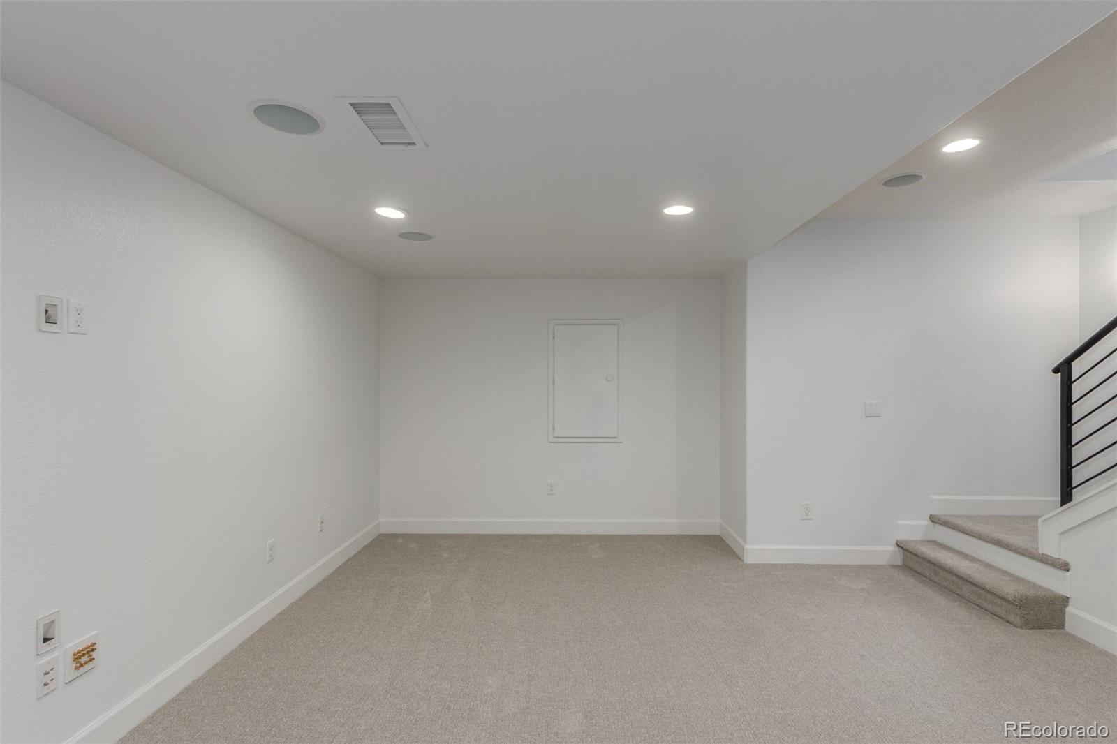 MLS Image #39 for 3322 w 26th avenue ,denver, Colorado