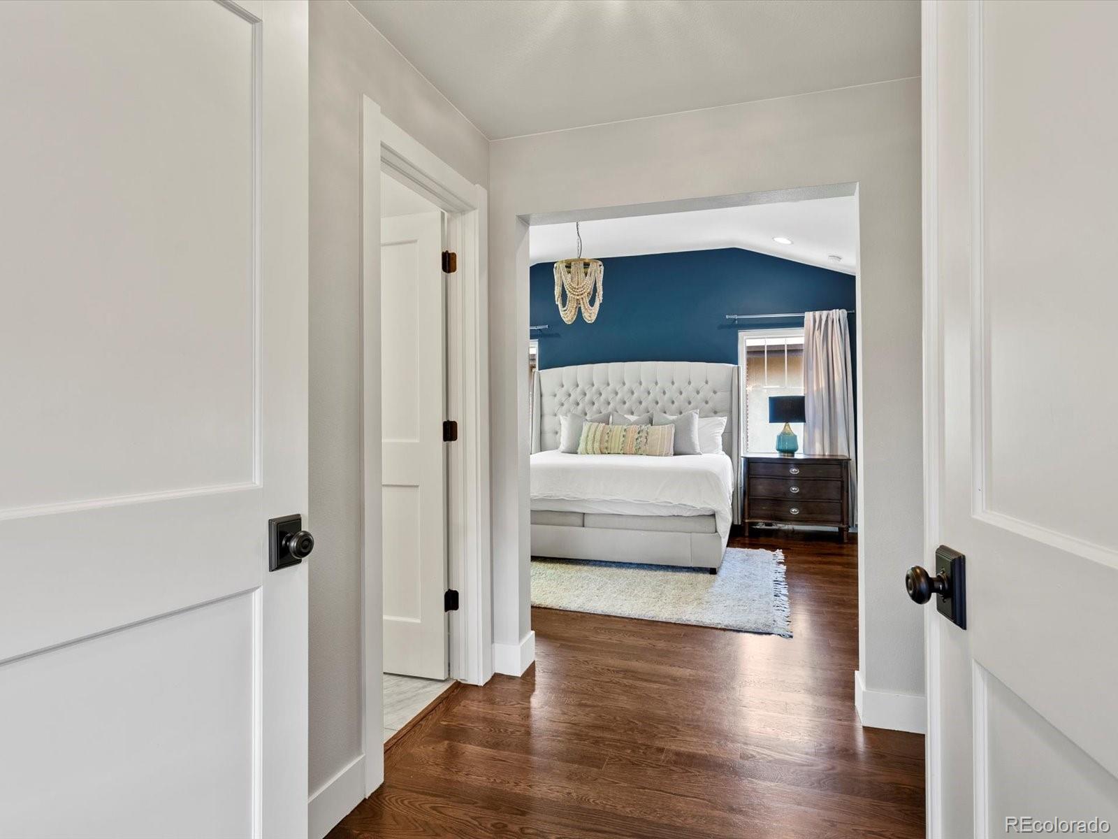 MLS Image #16 for 1051 s york street,denver, Colorado
