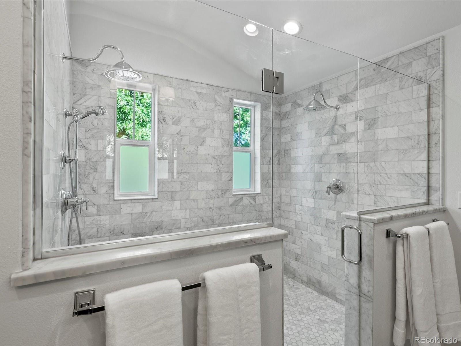 MLS Image #23 for 1051 s york street,denver, Colorado