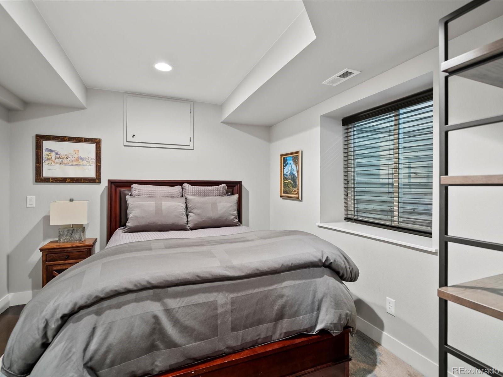 MLS Image #28 for 1051 s york street,denver, Colorado