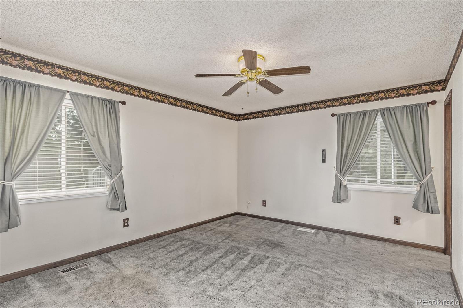 MLS Image #22 for 881 s pearl street,elizabeth, Colorado