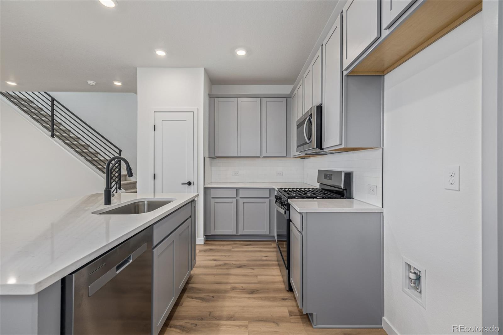 MLS Image #13 for 20530 e 58th avenue ,aurora, Colorado