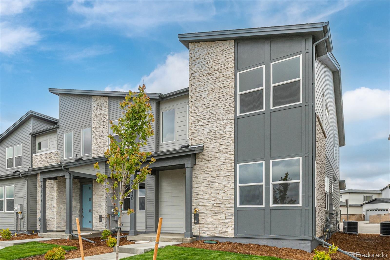 MLS Image #3 for 20530 e 58th avenue ,aurora, Colorado