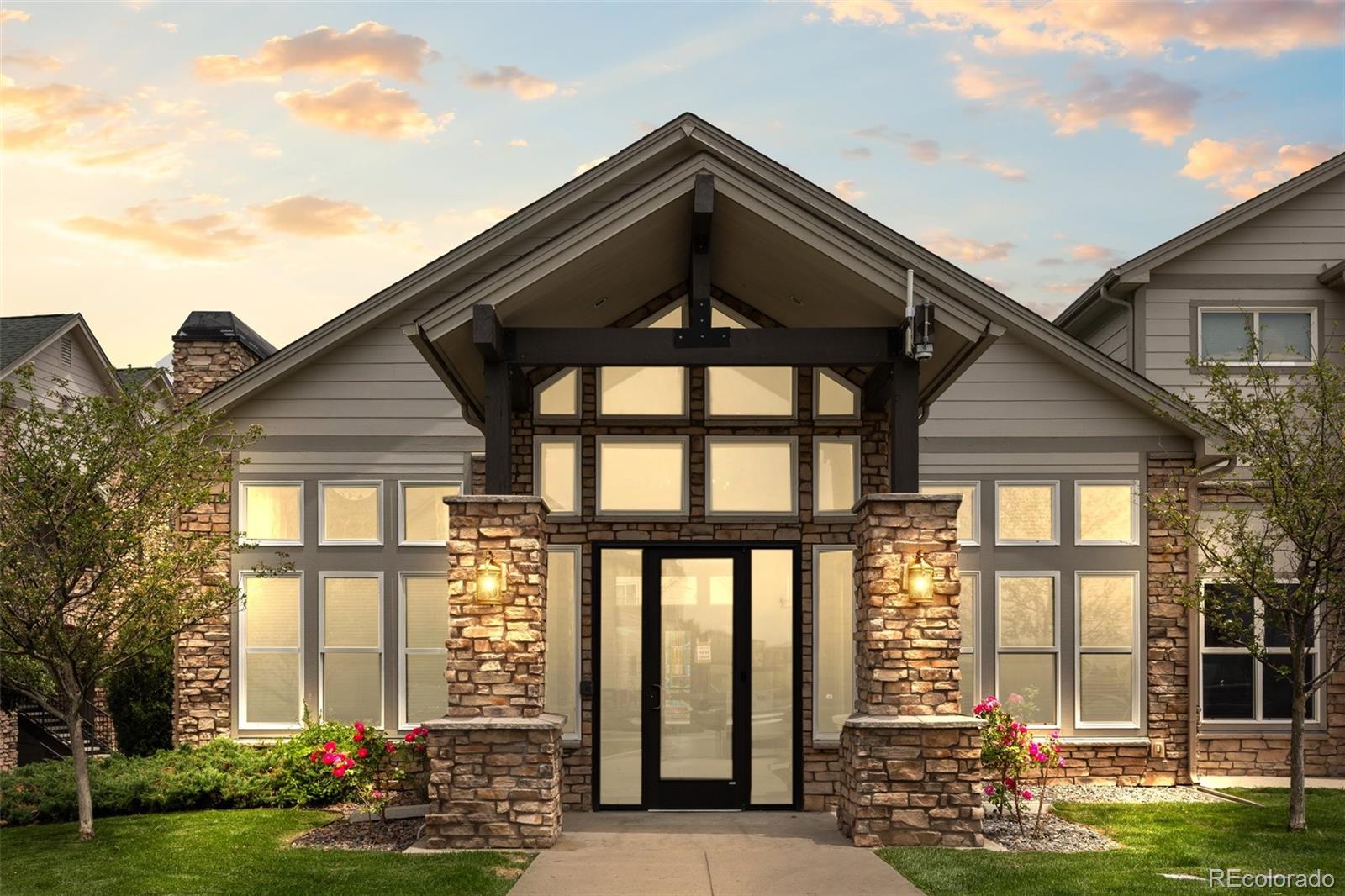 MLS Image #11 for 7212 s blackhawk street 1-103,englewood, Colorado