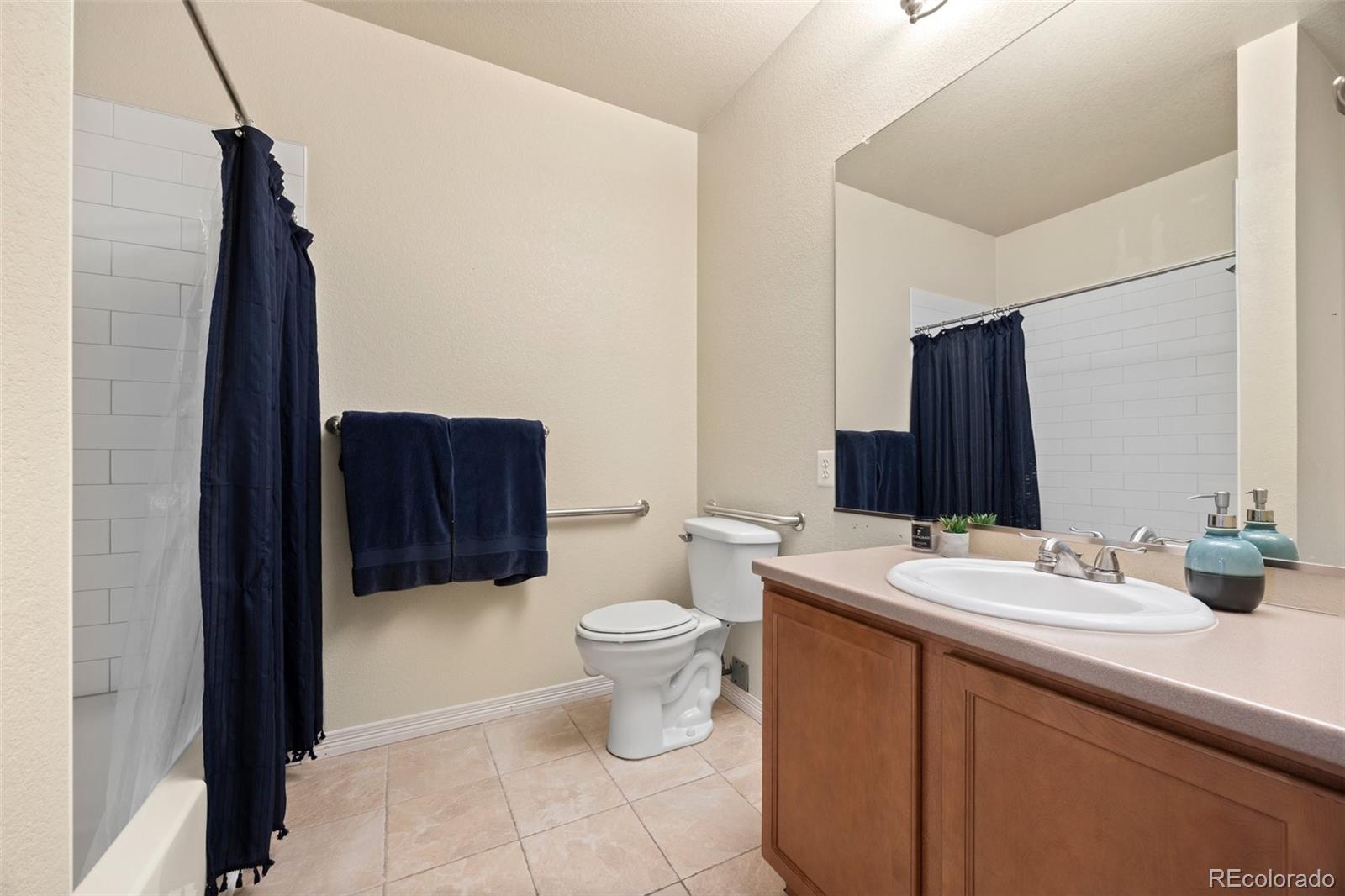 MLS Image #8 for 7212 s blackhawk street 1-103,englewood, Colorado