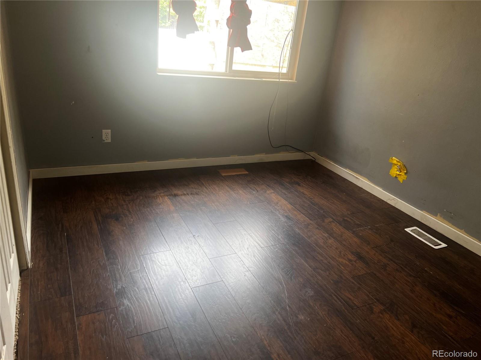 MLS Image #13 for 5129  chandler way,denver, Colorado