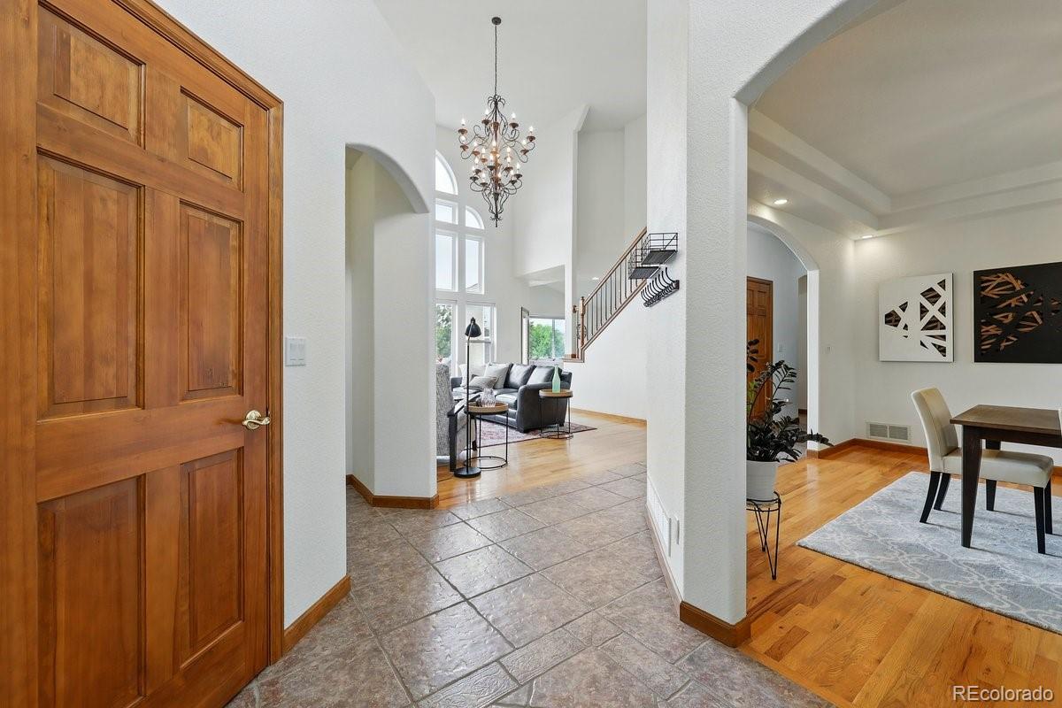 MLS Image #5 for 3  desert inn way,colorado springs, Colorado