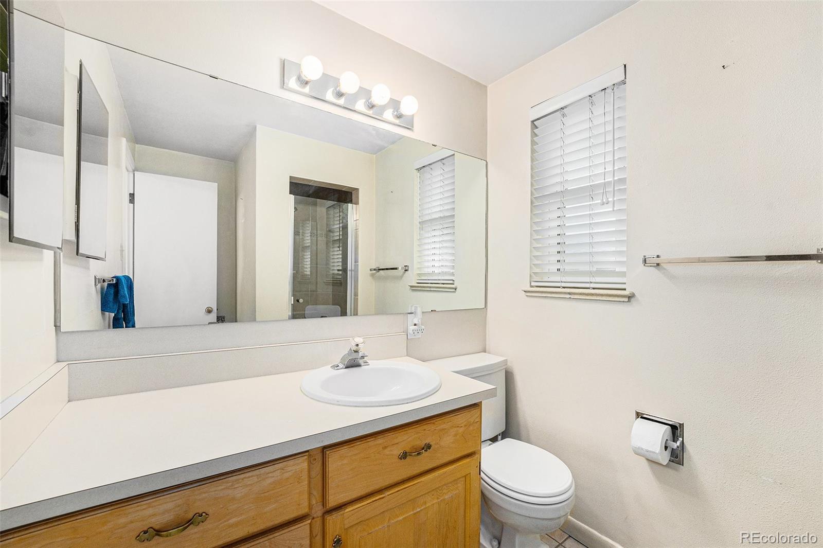 MLS Image #6 for 5190 w mexico avenue,denver, Colorado