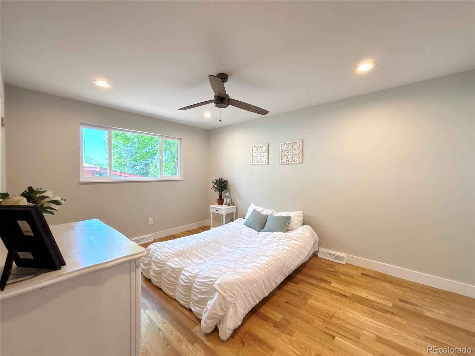 MLS Image #12 for 6484 s datura street,littleton, Colorado