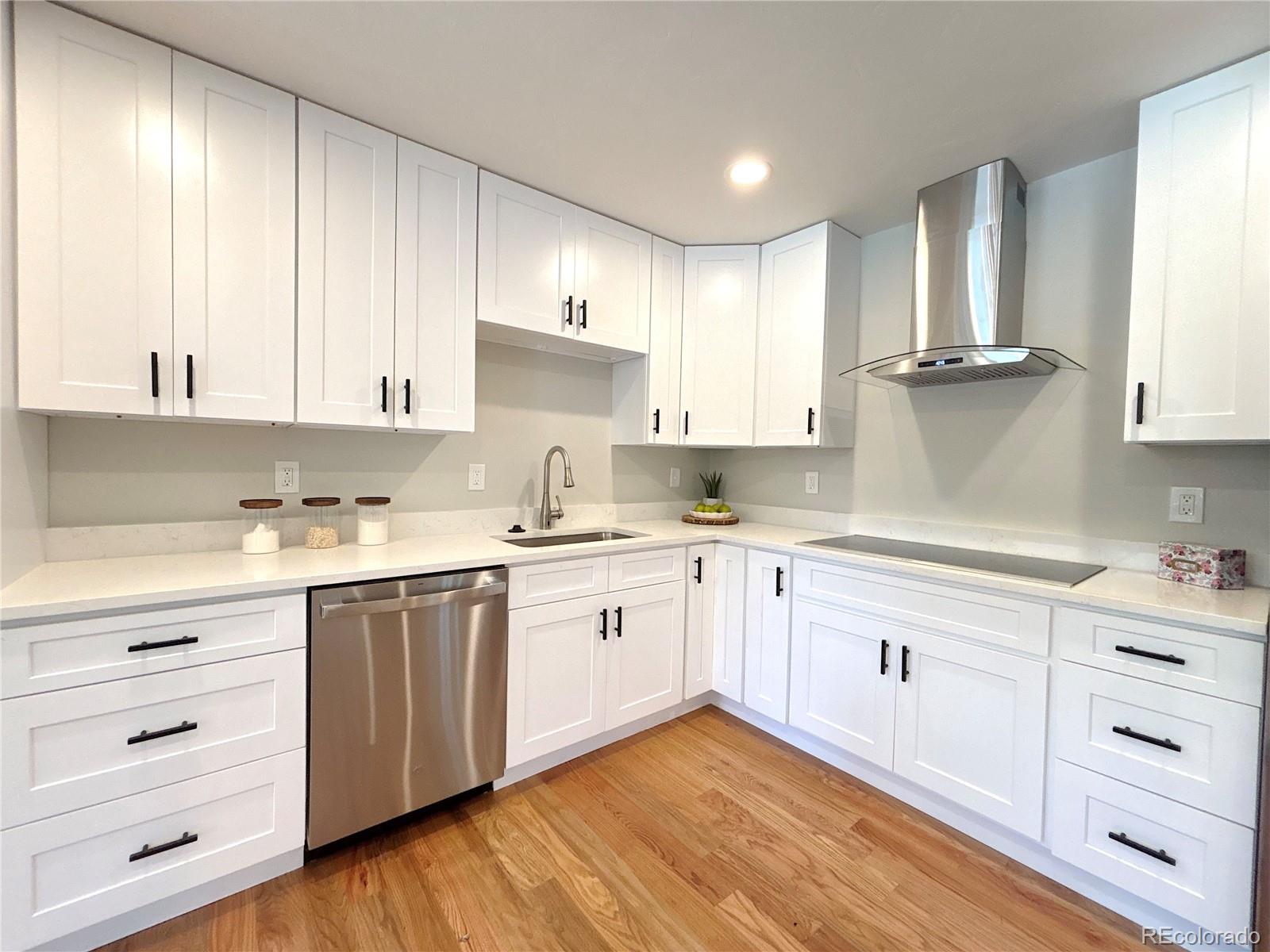 MLS Image #8 for 9451 e evans place,denver, Colorado