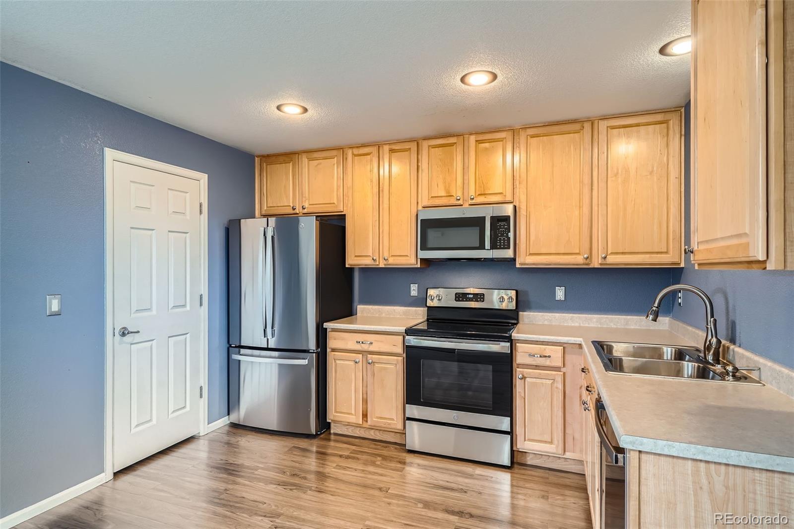 MLS Image #12 for 389  smith circle,erie, Colorado