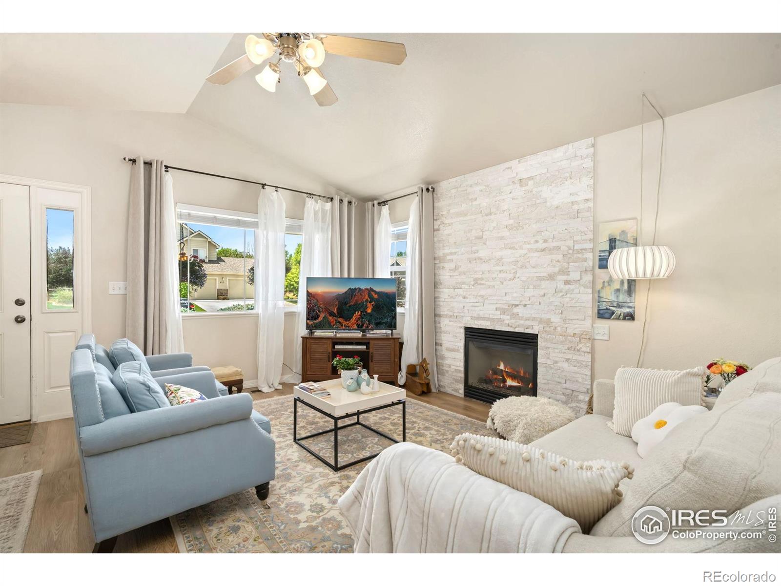 MLS Image #3 for 8768  indian village drive,wellington, Colorado