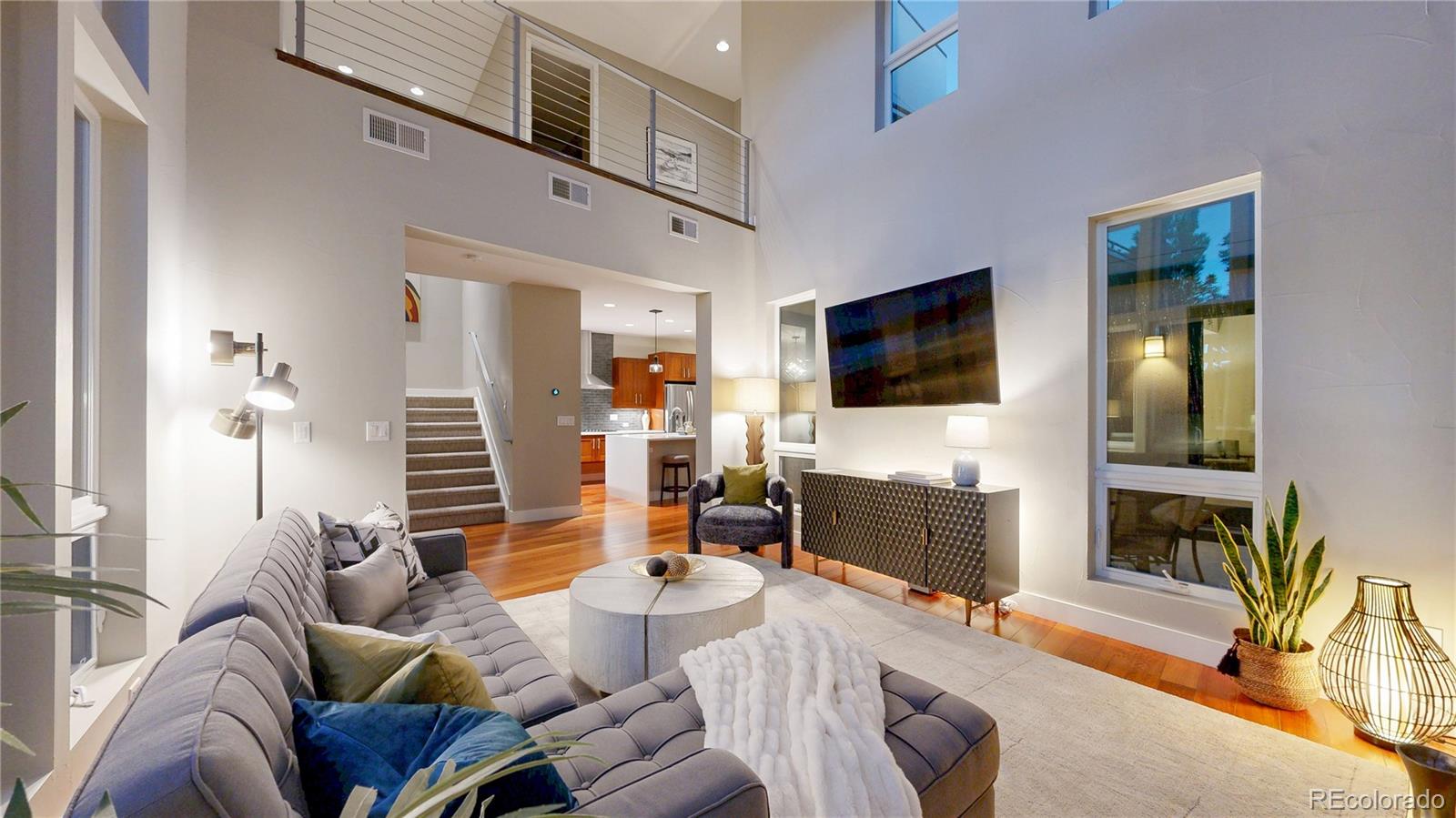 MLS Image #14 for 8041 e 29th avenue,denver, Colorado