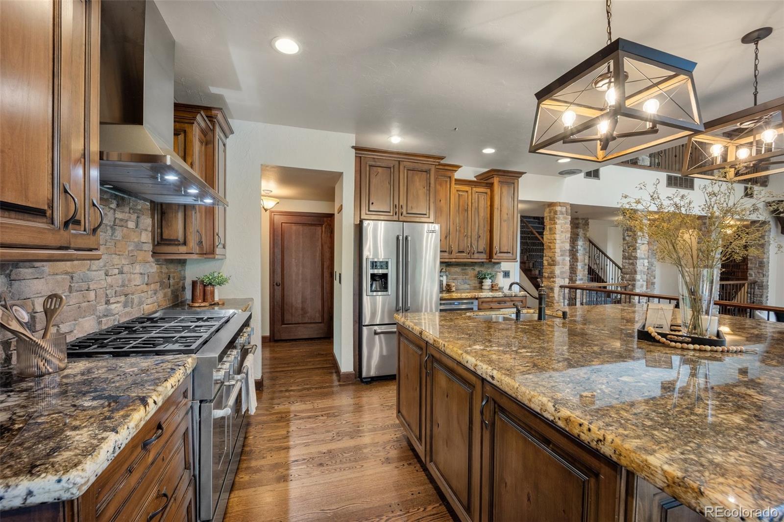 MLS Image #11 for 12570 w 60th avenue,arvada, Colorado