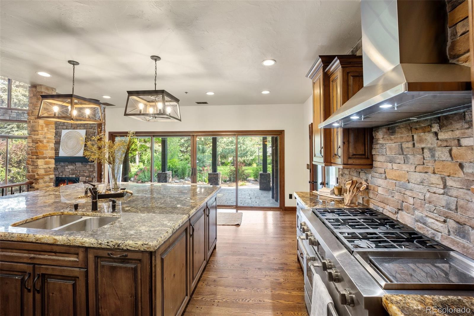 MLS Image #12 for 12570 w 60th avenue,arvada, Colorado